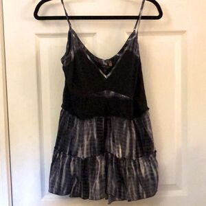 Beautiful Silk BCBG maxazria babydoll top
